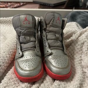 youth jordan 1